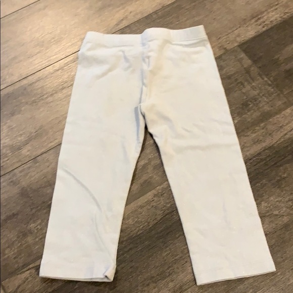 Old navy capris - Picture 5 of 5